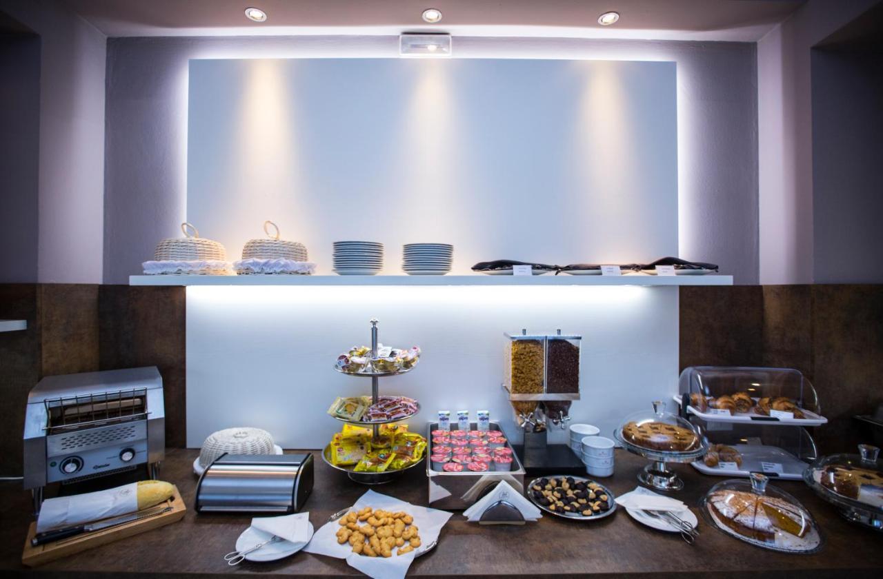 Agape Hotel Aa Hotels Milano Esterno foto